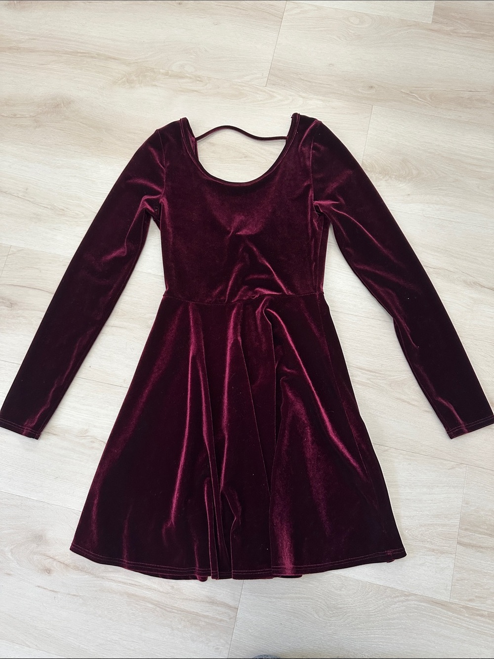 Women's Velvet Long-Sleeve Skater Dress - Burgundy